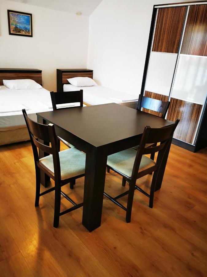Jelezchevi Guest Rooms Приморско Экстерьер фото