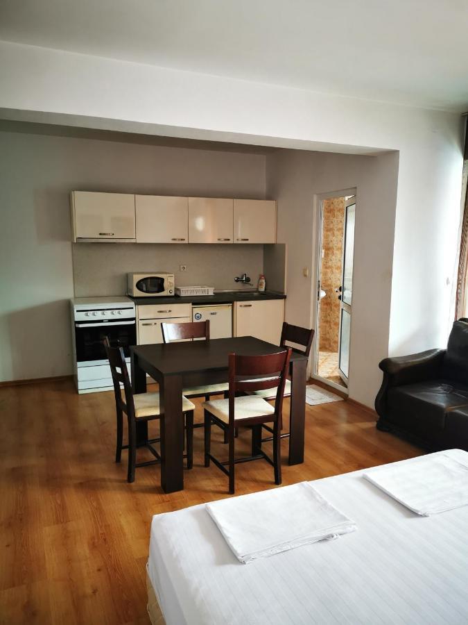 Jelezchevi Guest Rooms Приморско Экстерьер фото