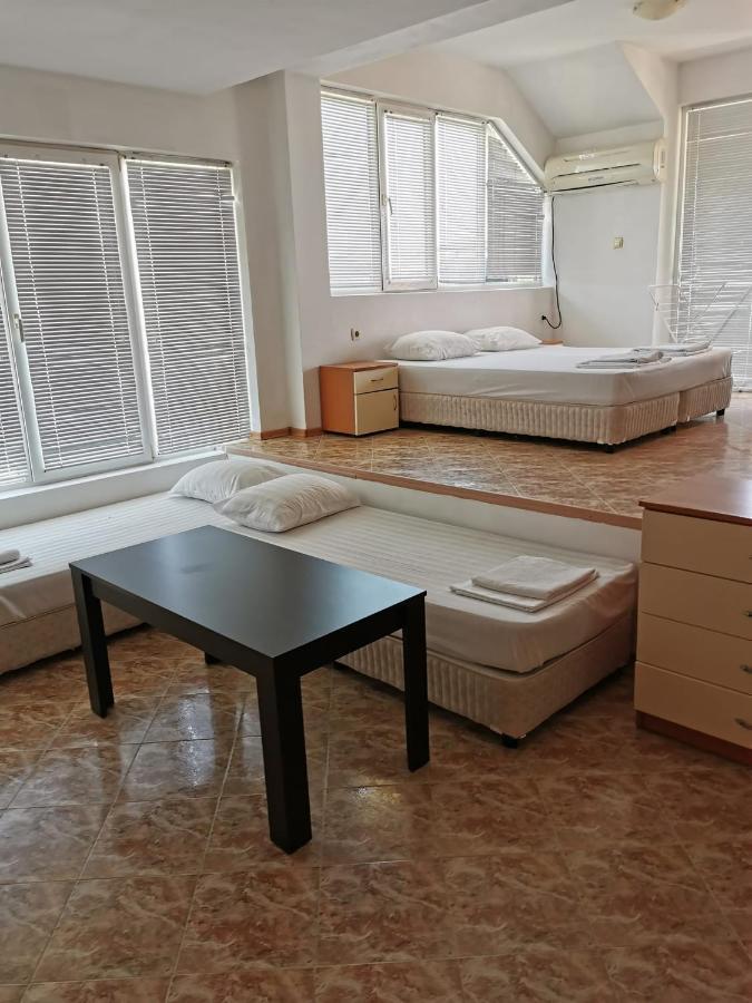 Jelezchevi Guest Rooms Приморско Экстерьер фото