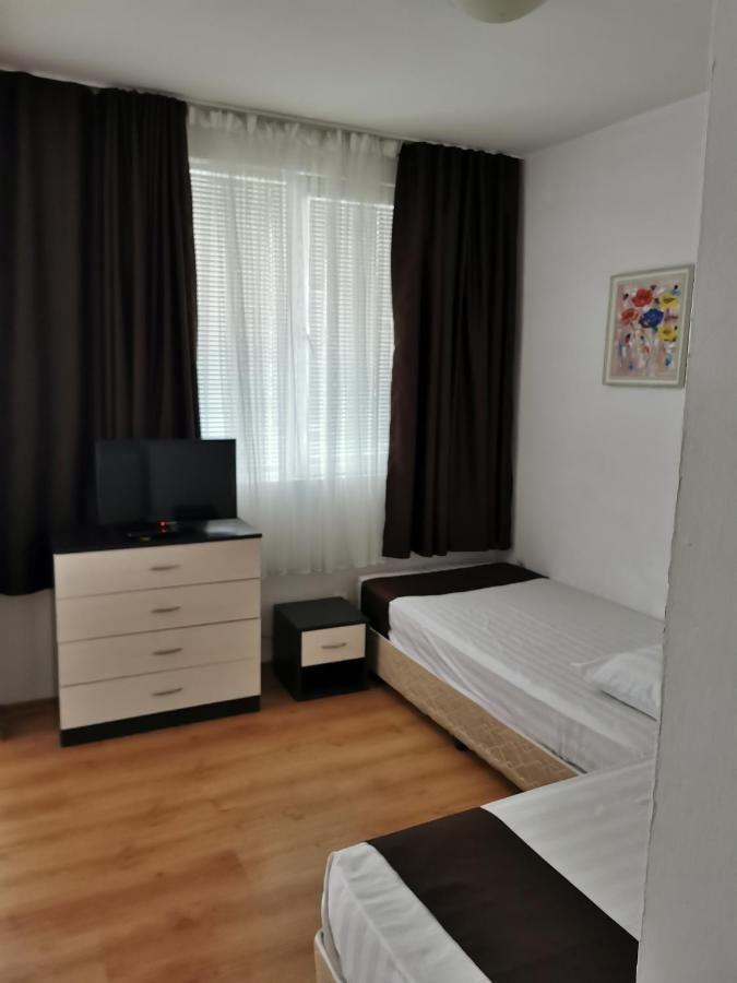 Jelezchevi Guest Rooms Приморско Экстерьер фото