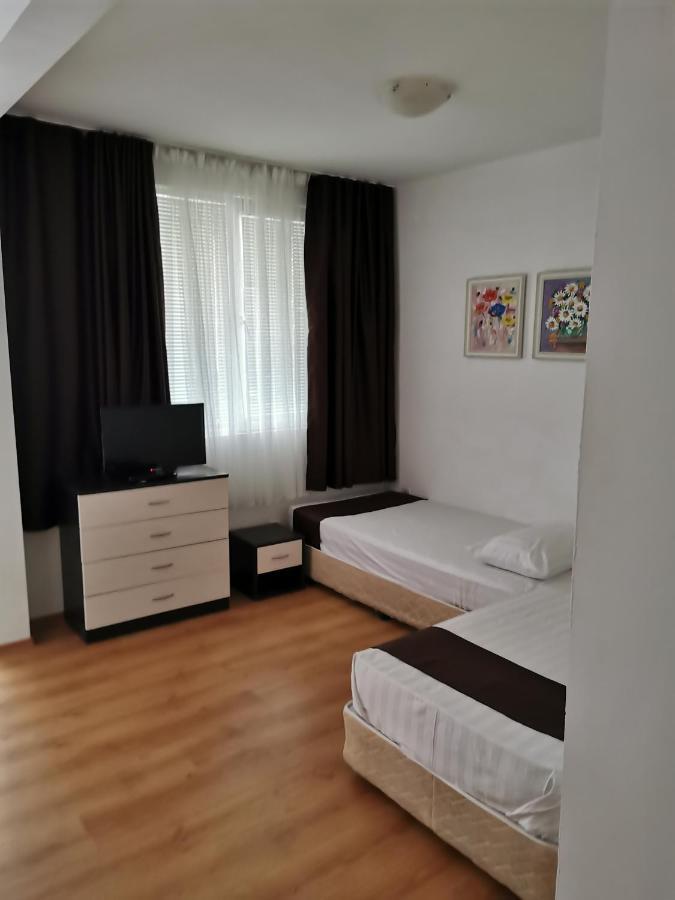 Jelezchevi Guest Rooms Приморско Экстерьер фото